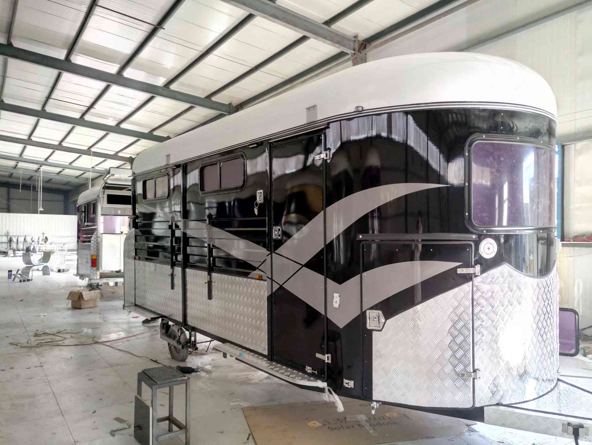 Flutuador de Cavalo Tipo Deluxe para 3 Cavalos