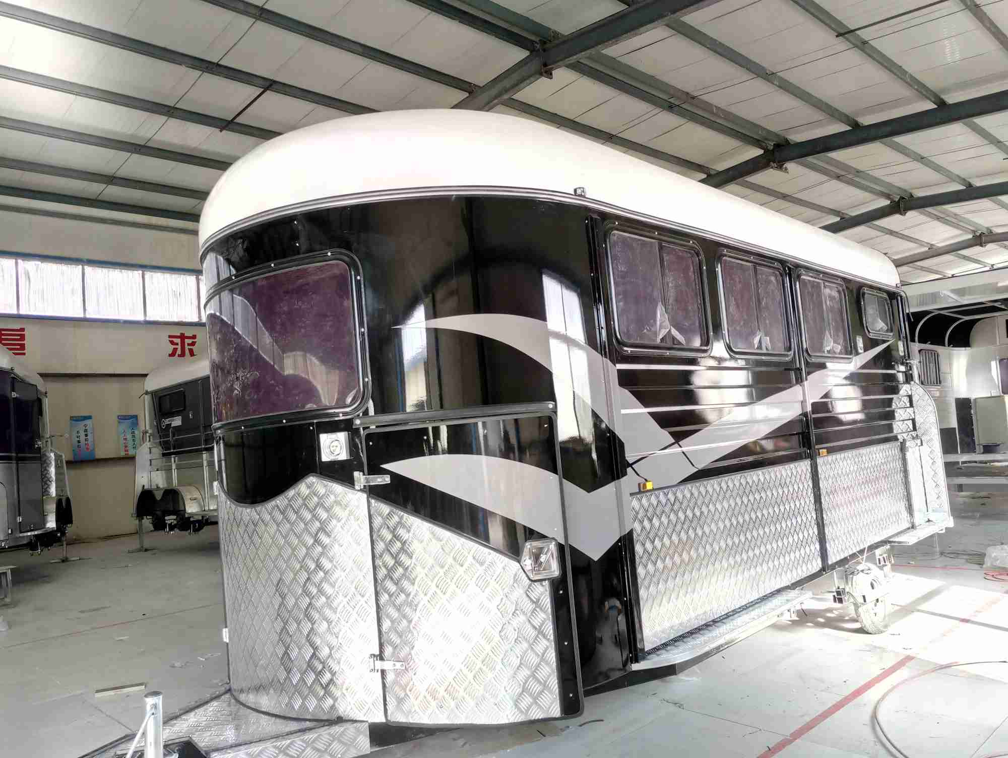 Flutuador de Cavalo Tipo Deluxe para 3 Cavalos