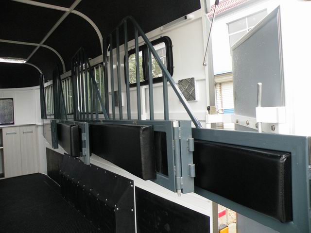 Flutuador de Cavalo Tipo Deluxe para 3 Cavalos