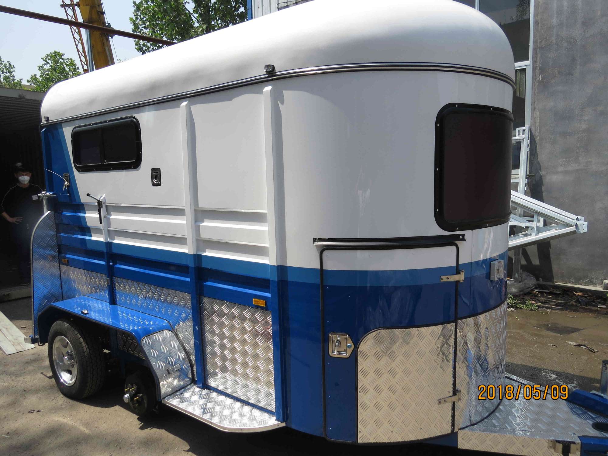 Flutuador de cavalo tipo padrão para 2 cavalos