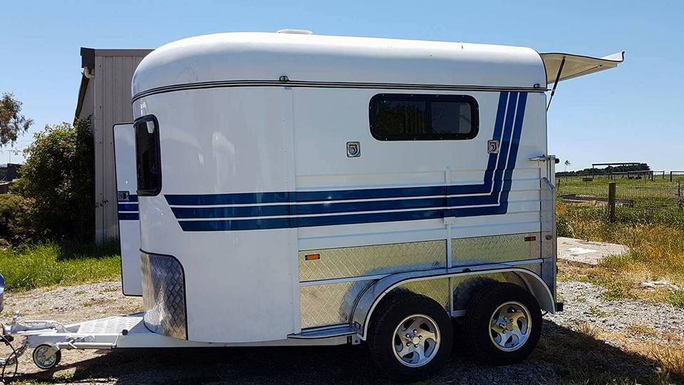 reboque de cavalo de carga angular tipo 2 cavalos padrão