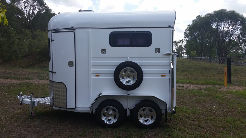reboque de cavalo de carga reta padrão tipo 2 cavalos