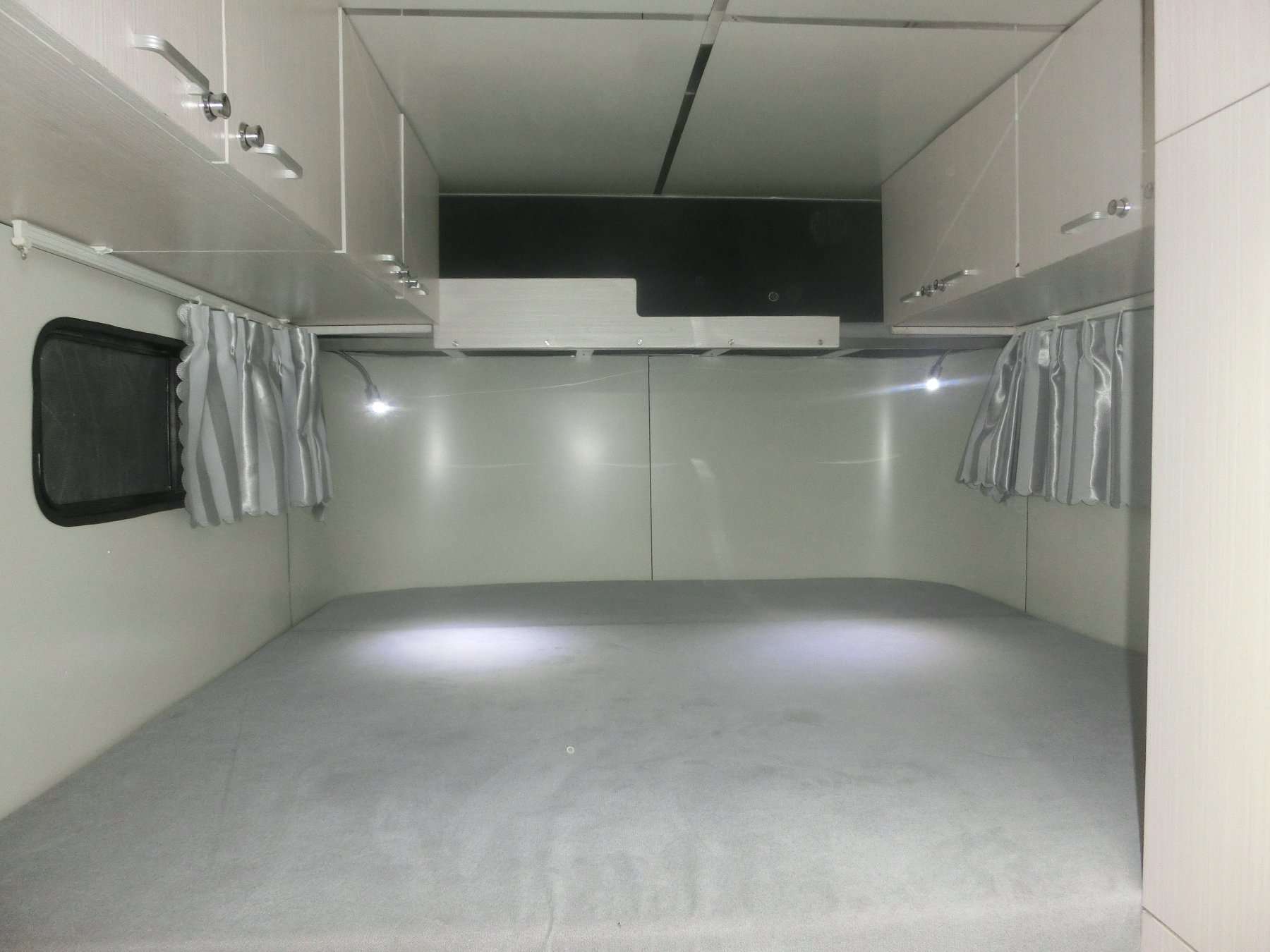 reboque de cavalo frontal quadrado feito sob medida