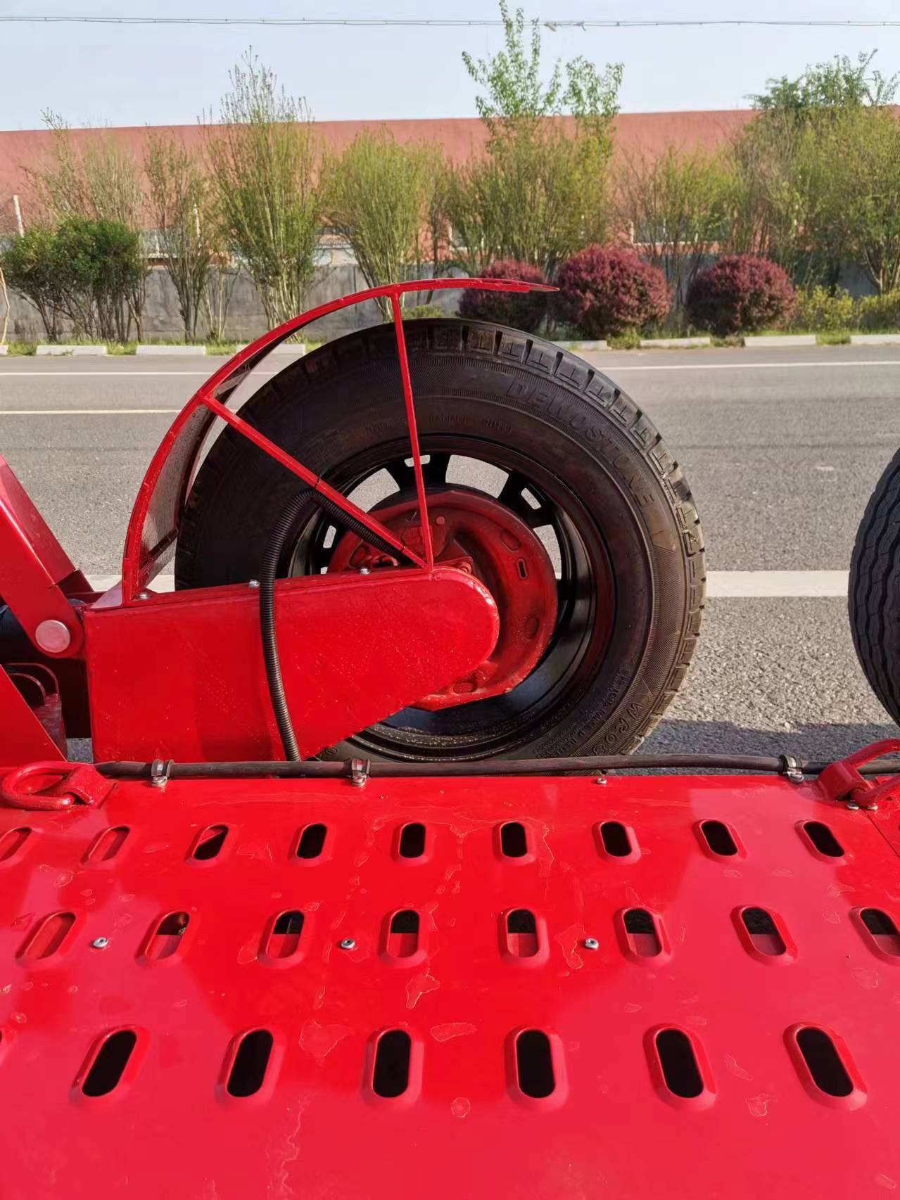 Trailer de plataforma suspensa