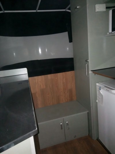 reboque de cavalo frontal quadrado feito sob medida reboque de cavalo frontal quadrado feito sob medida